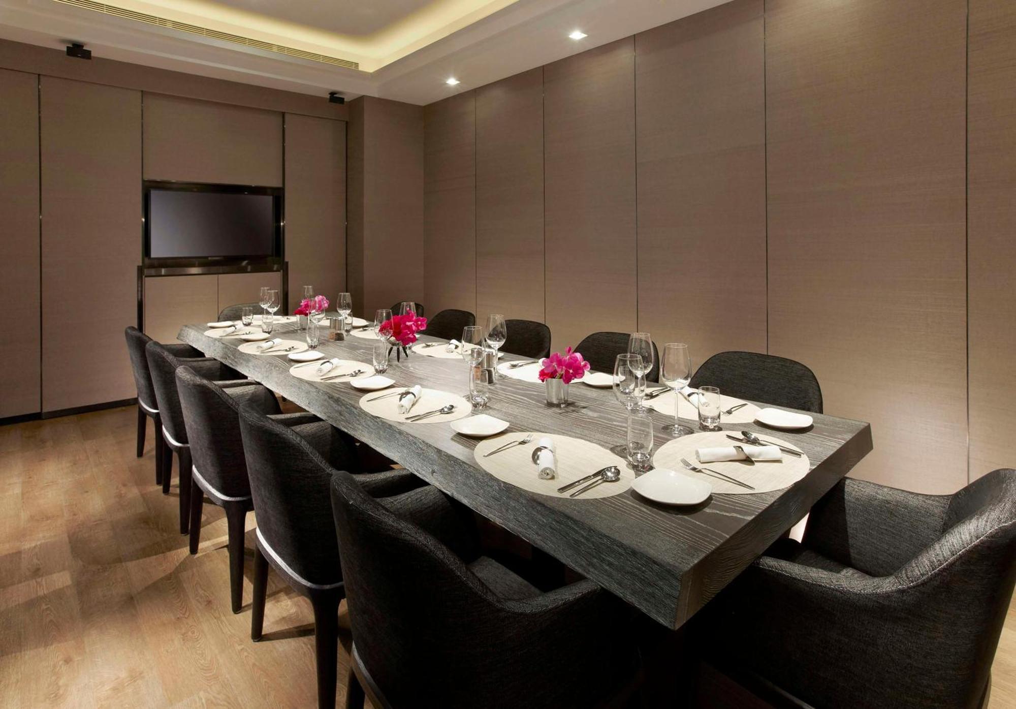 Hotel Humble House Taipei, Curio Collection By Hilton Exterior foto